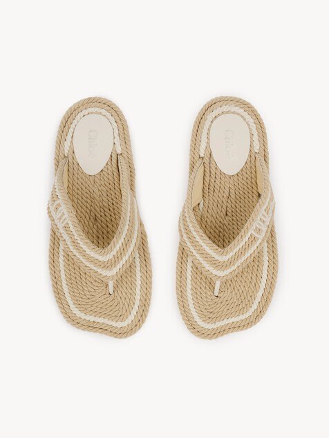 Chlo&eacute; Sand sandal