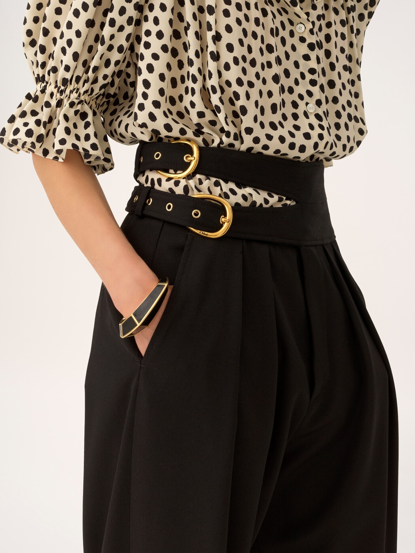 High-rise tailored trousers in wool grain de poudre - 8