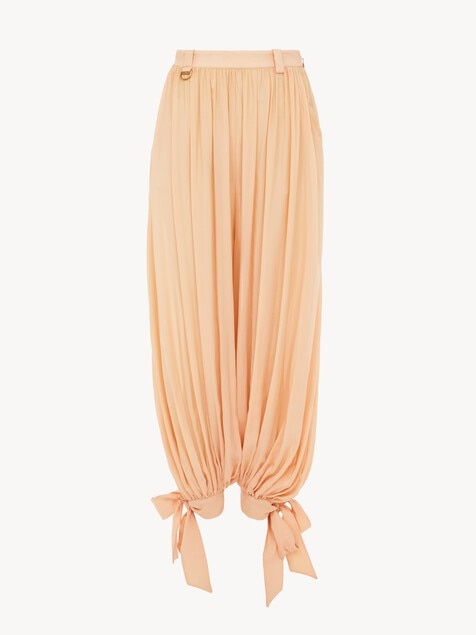 Pantalones plisados fluidos de seda charmeuse