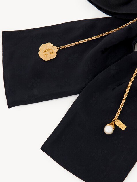 The Chloé Candid hair clip