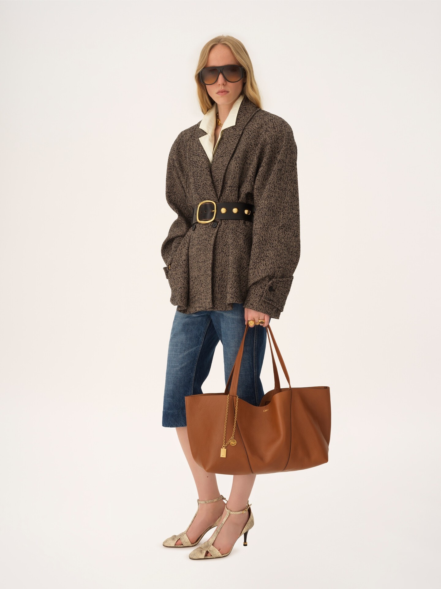 Chloé Spin east-west tote bag in grained leather - 7