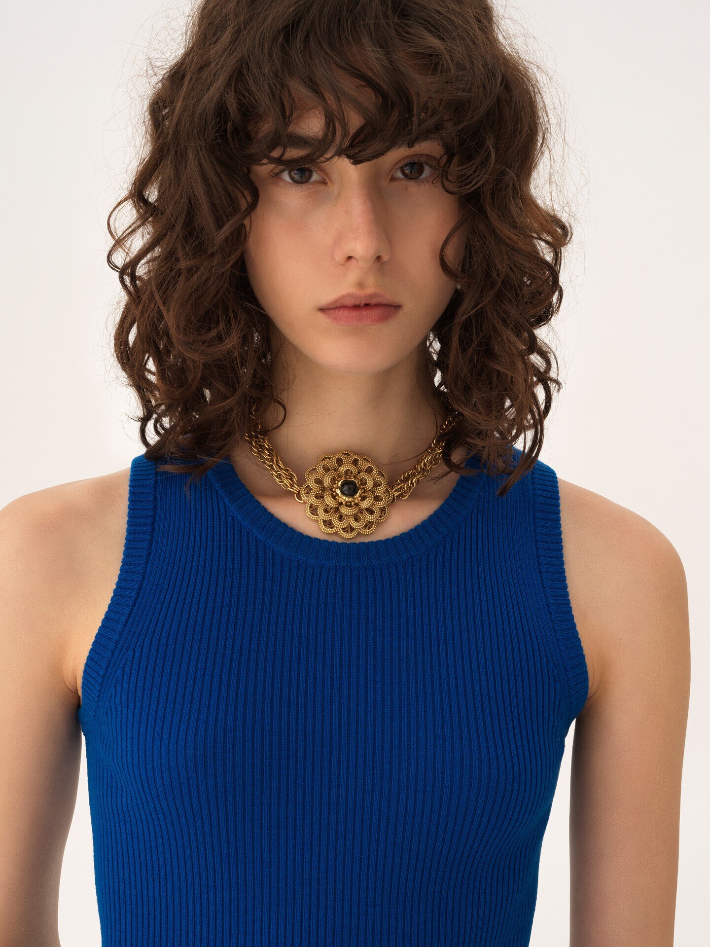 Crew-neck tank top in a wool knit - 6