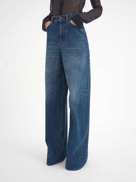 Wide-leg jeans in denim