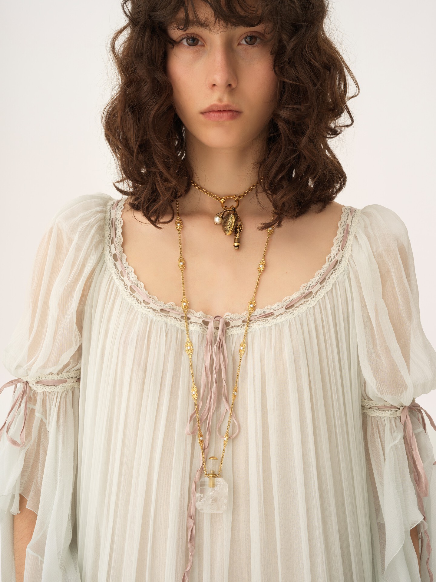 Oversized long ruffled dress in silk mousseline - 7