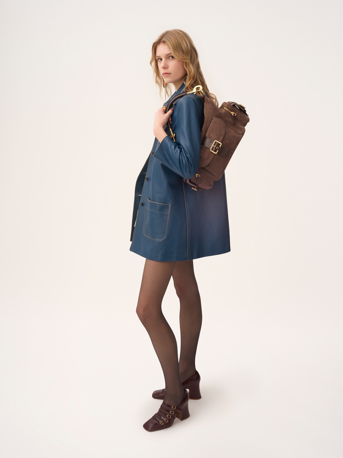 Single-breasted coat in leather - 6