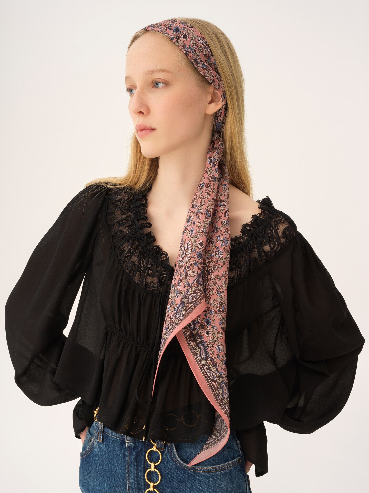 The Chloé Paisley bandeau scarf in silk charmeuse - 3