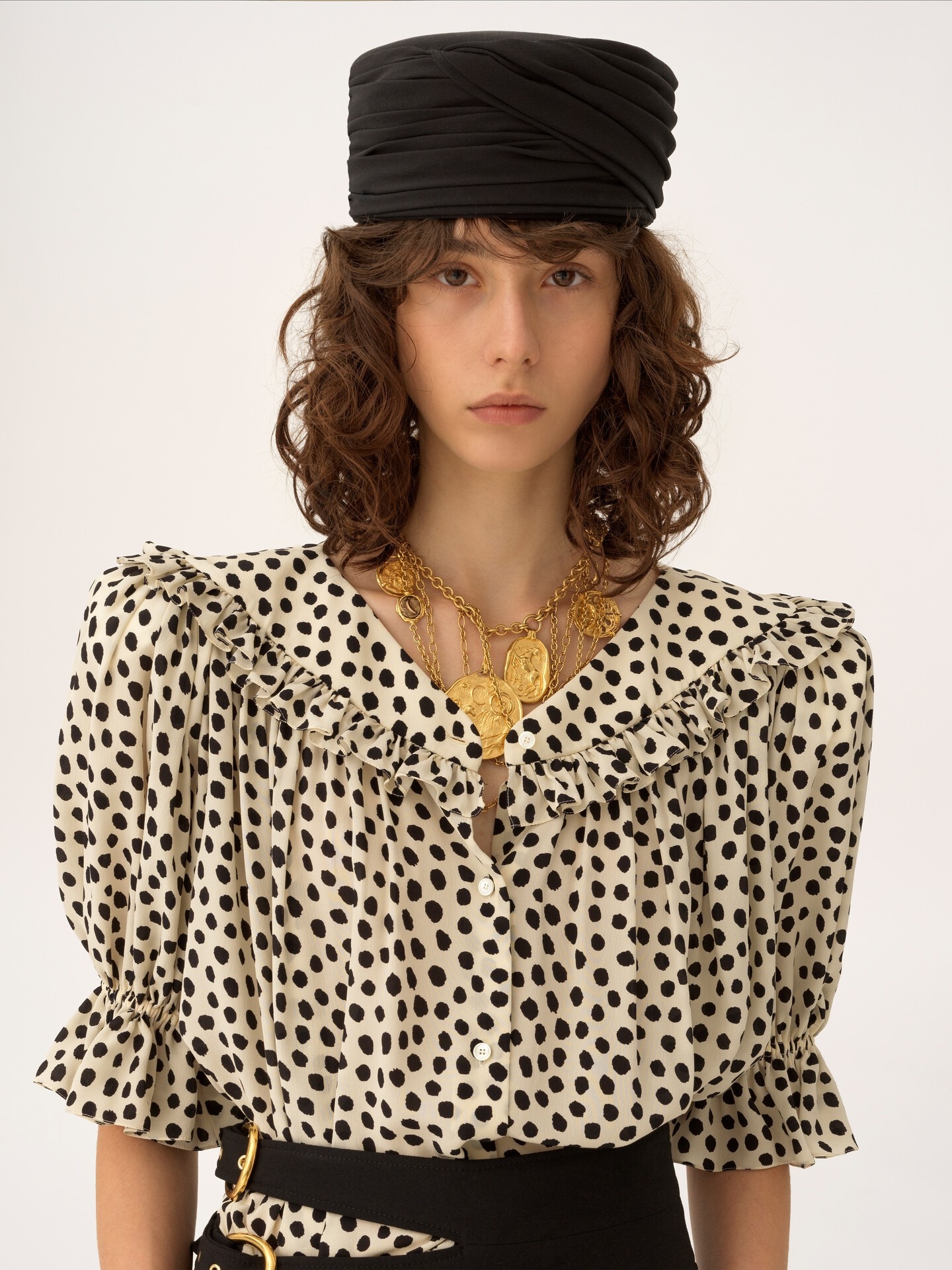 The Chloé Toque hat in silk crêpe - 2