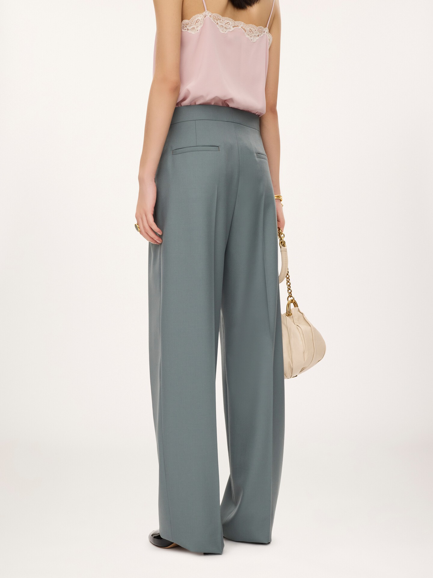 Tailored cigarette trousers in wool gabardine - 5