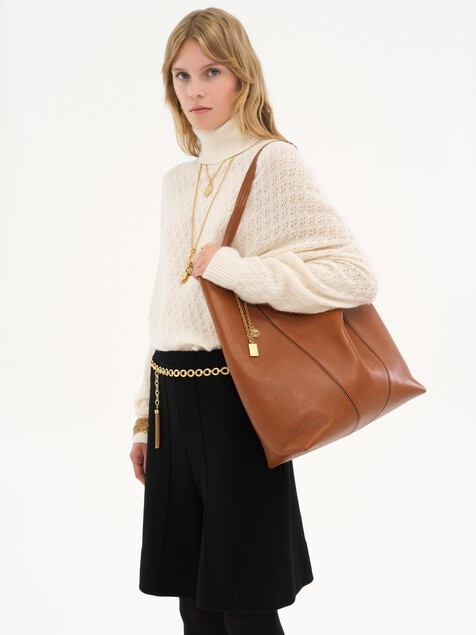 Bolso tote grande Chlo&eacute; Spin de cuero granulado