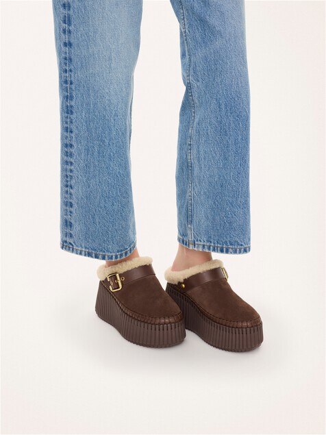 Nama wedge mule