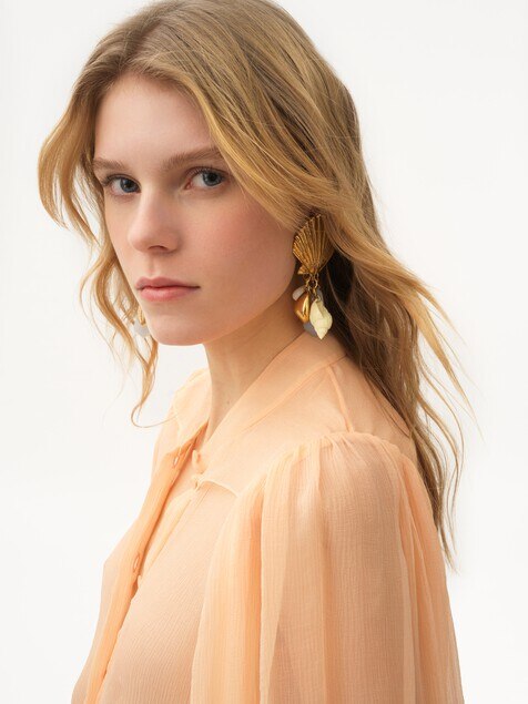 The Chloé Shells earrings
