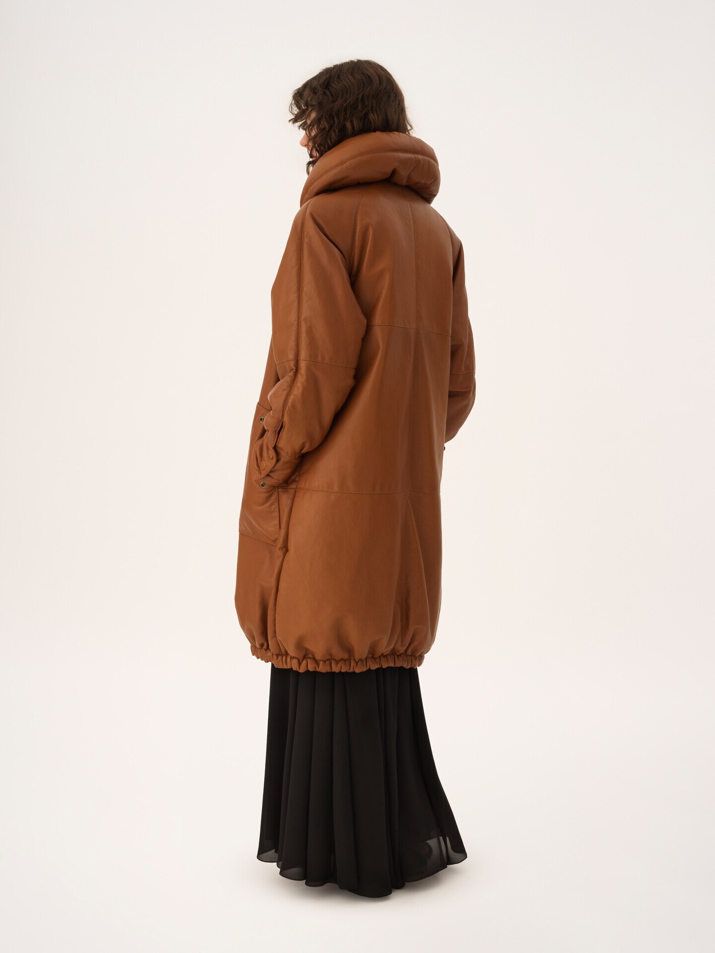 Long puffer coat in leather - 5