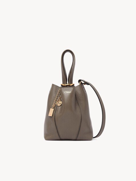 Bolso tote peque&ntilde;o Chlo&eacute; Spin de cuero granulado