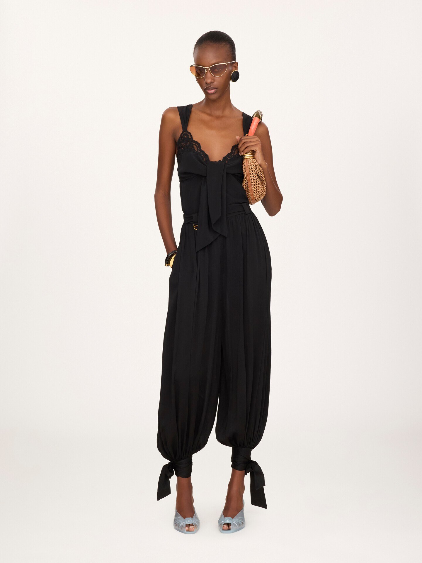 Pleated flowy trousers in cr&ecirc;pe de chine - 3