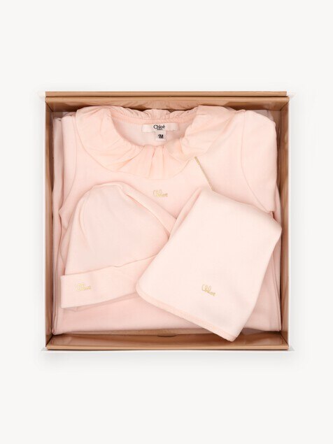 Set de regalo para beb&eacute;: pijama, gorro y babero