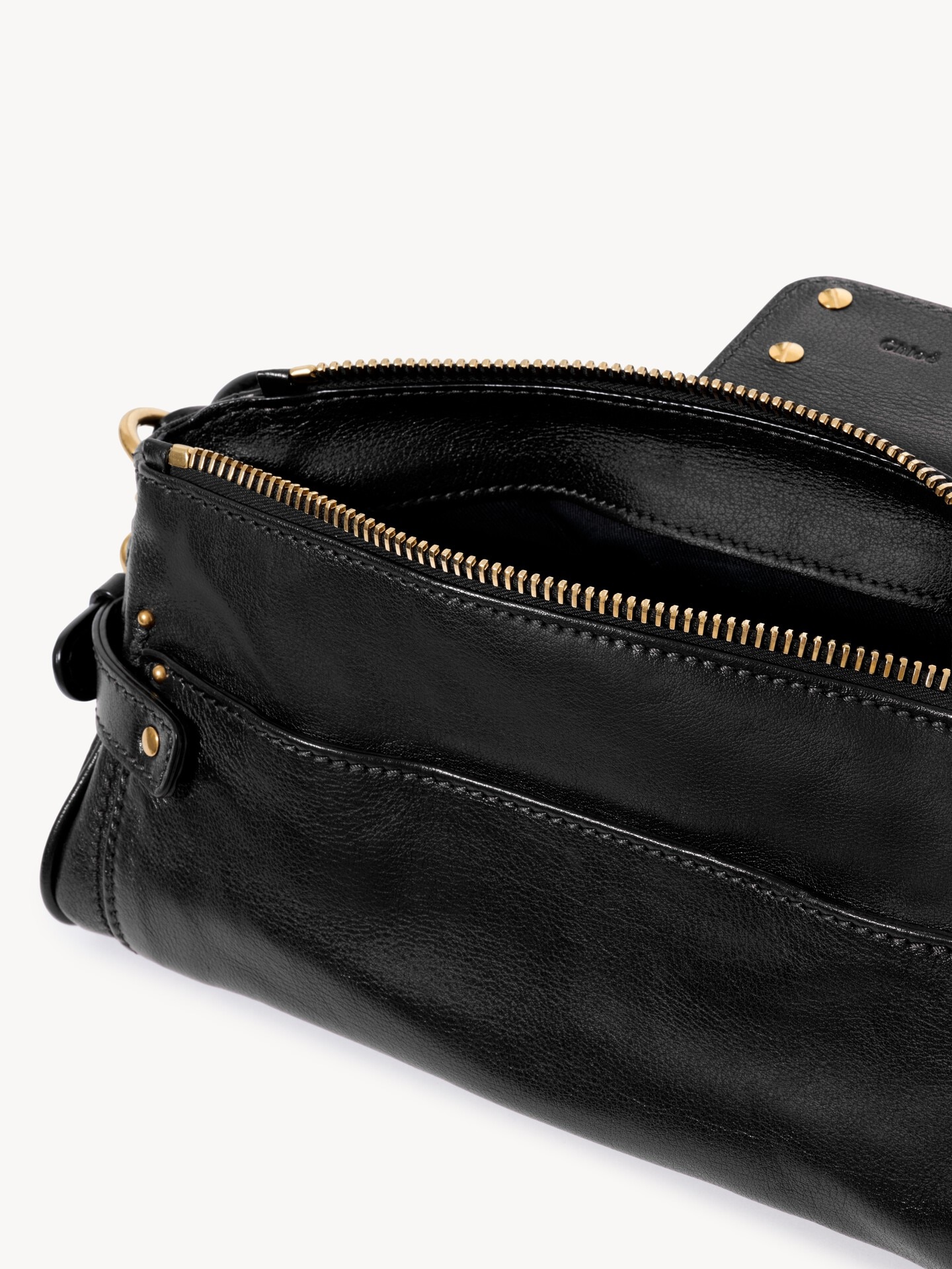 Small Paddington bag with strap in grained leather - 7