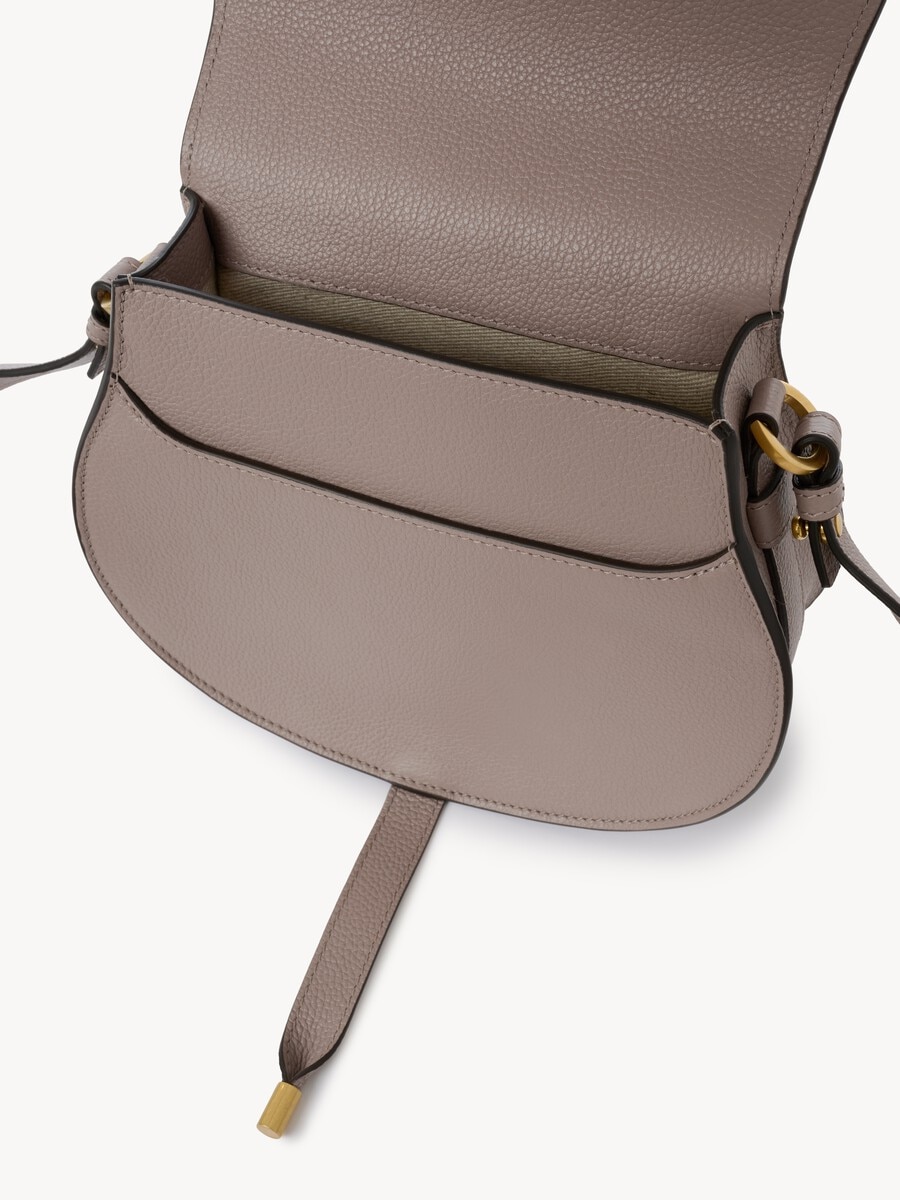Bolso saddle Marcie de cuero granulado - 9