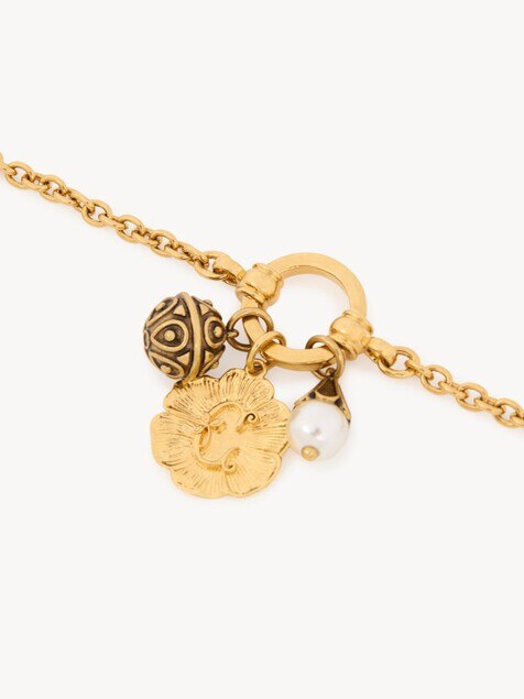 The Ch&acirc;teau Treasures bracelet