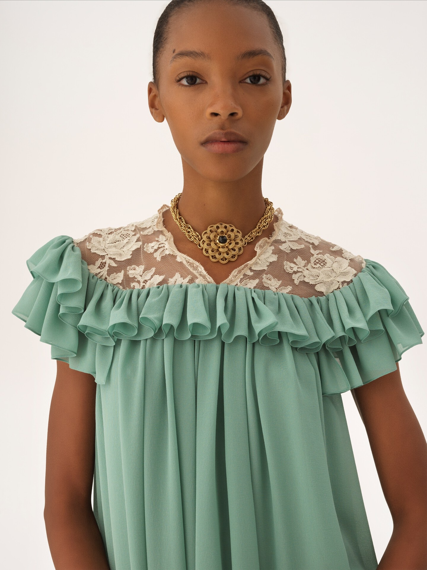 Short-sleeve mini dress in silk georgette & lace - 7