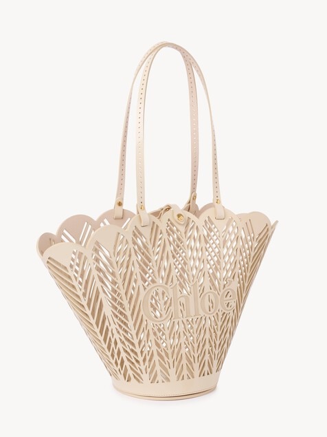 Bolso cesta Chlo&eacute; Soleil de charol de becerro