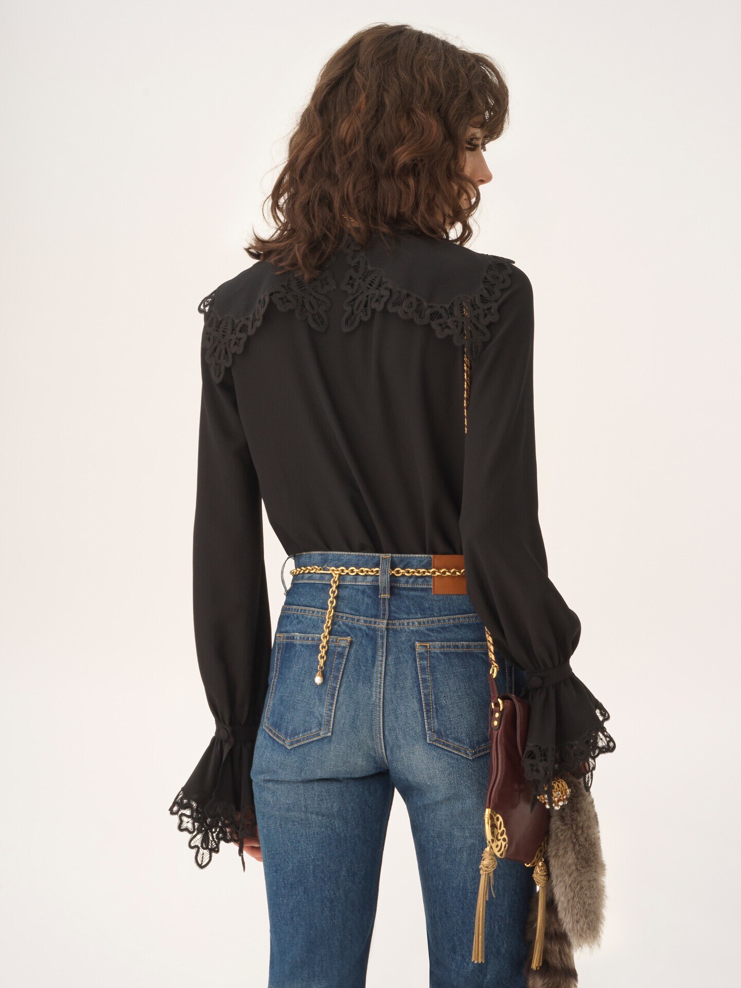 Blusa fluida de crep&eacute; de seda china con encaje - 5