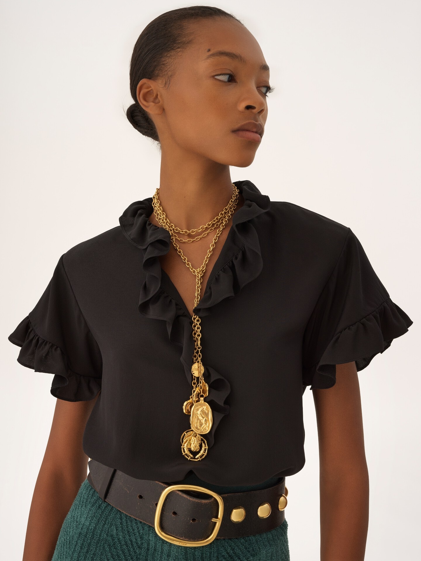 Short-sleeve ruffled top in crêpe de chine - 7