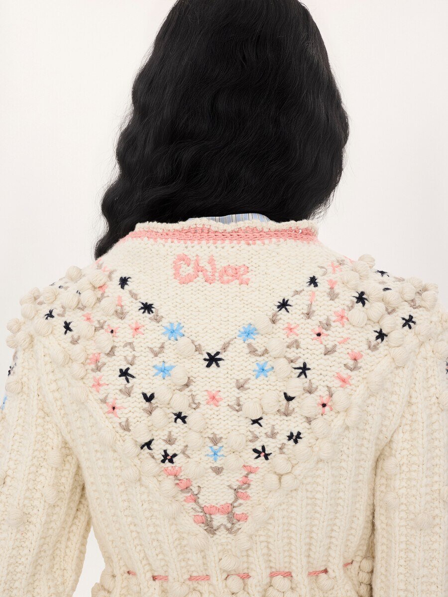 Cropped fitted cardigan in a wool knit - 7