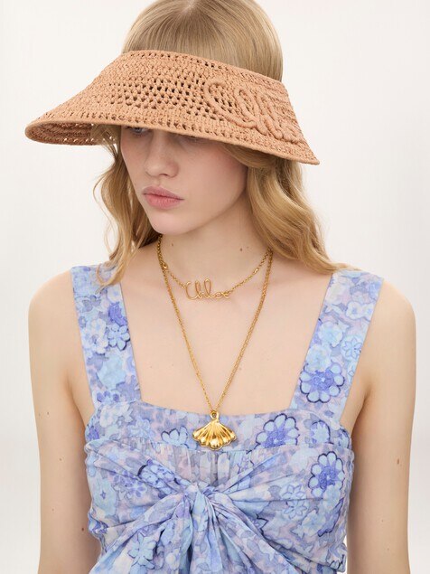 The Chlo&eacute; Raffia visor