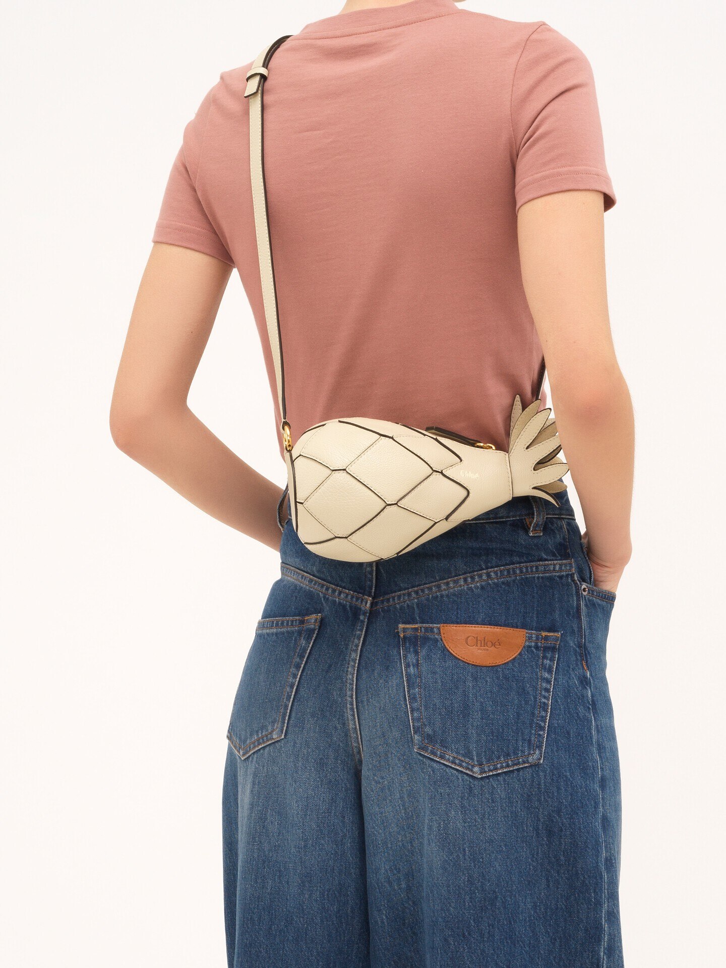 Pineapple shoulder bag in grained leather - 7