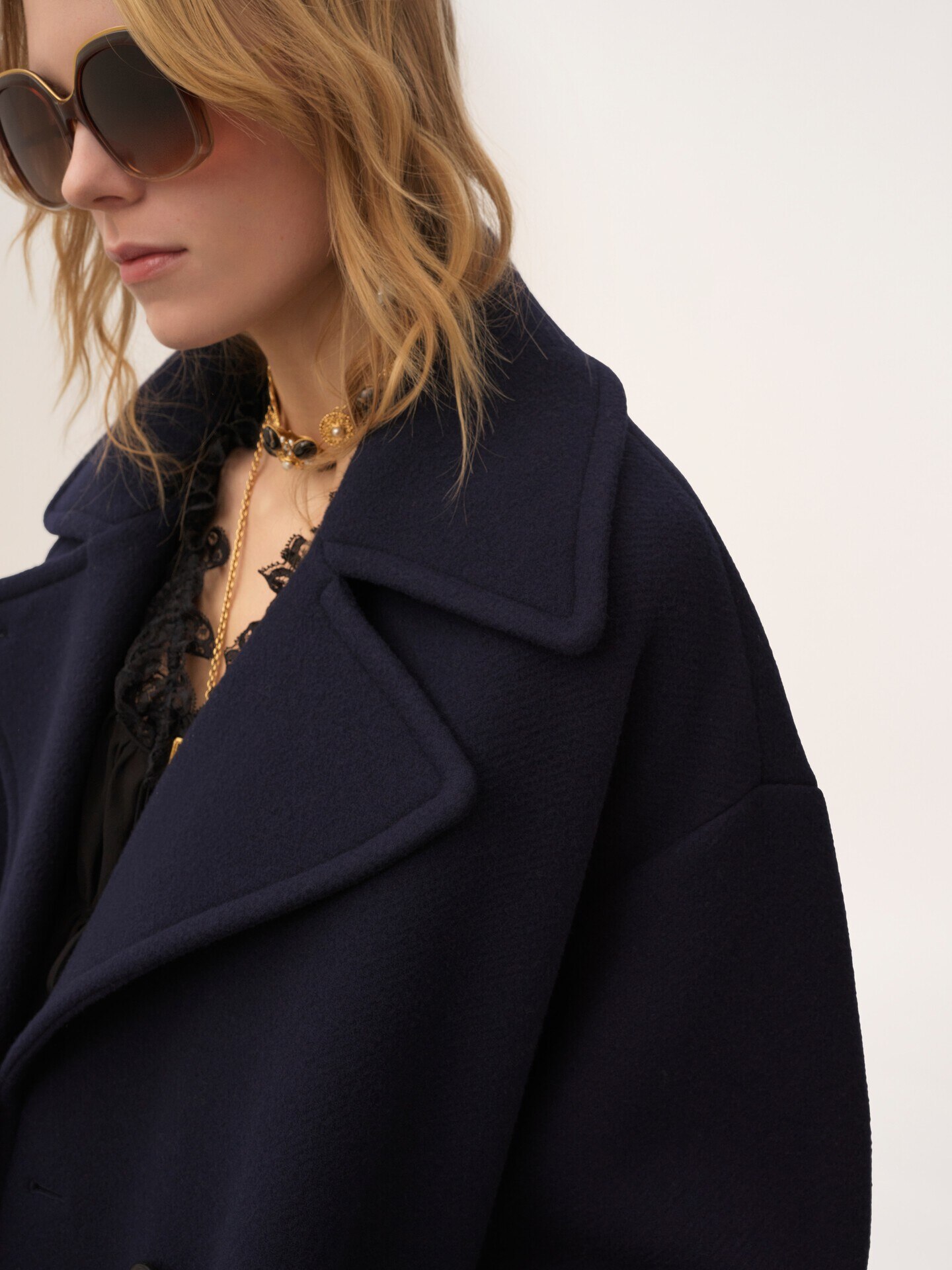 Abrigo oversize de doble botonadura de lana - 7