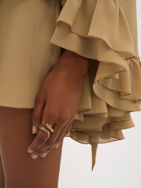 The Chlo&eacute; Snake ring