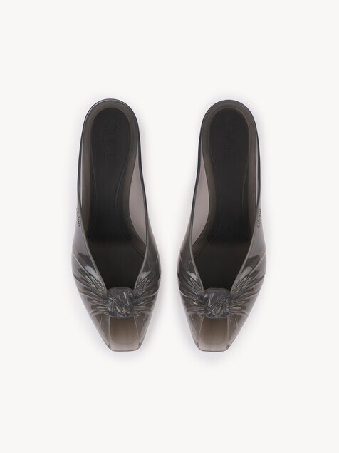 Chlo&eacute; Jelly mule