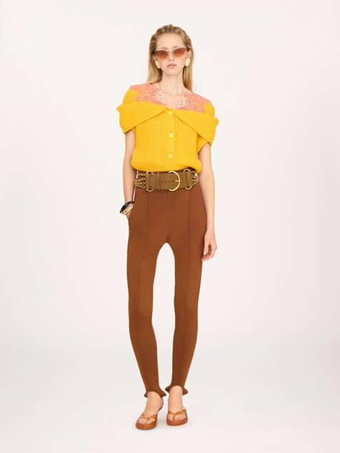 Stirrup pants in a jacquard knit