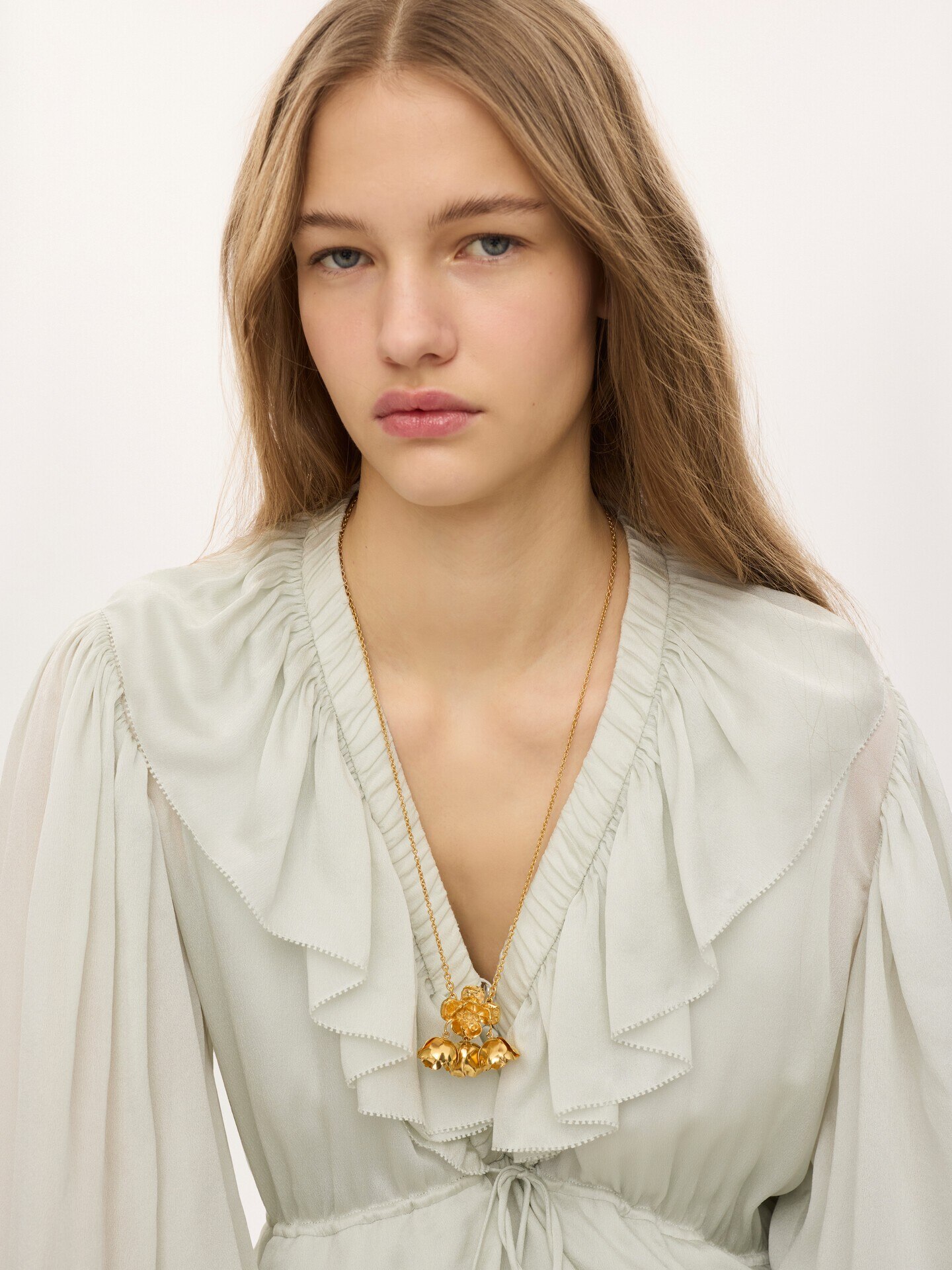 The Chlo&eacute; Bouquet pendant necklace - 3