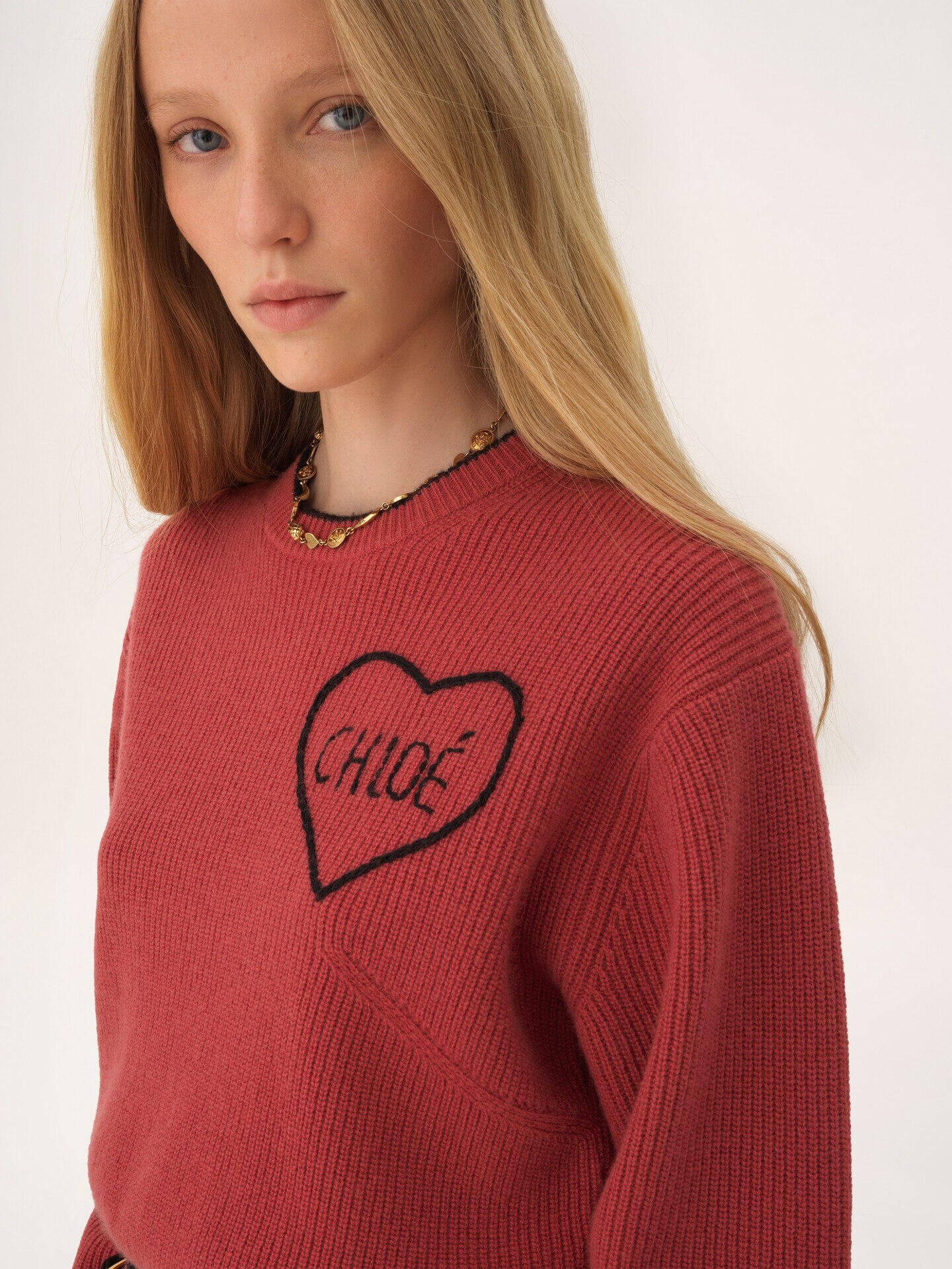 Cropped fitted logo sweater in a wool knit - 6