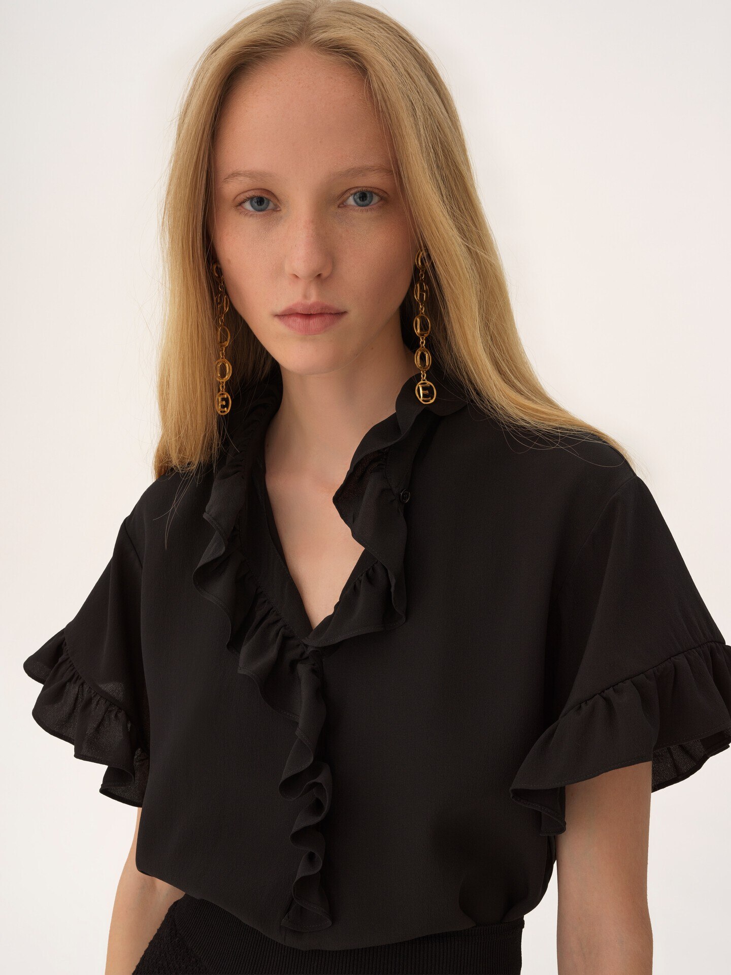 The Chlo&eacute; Script earrings - 3