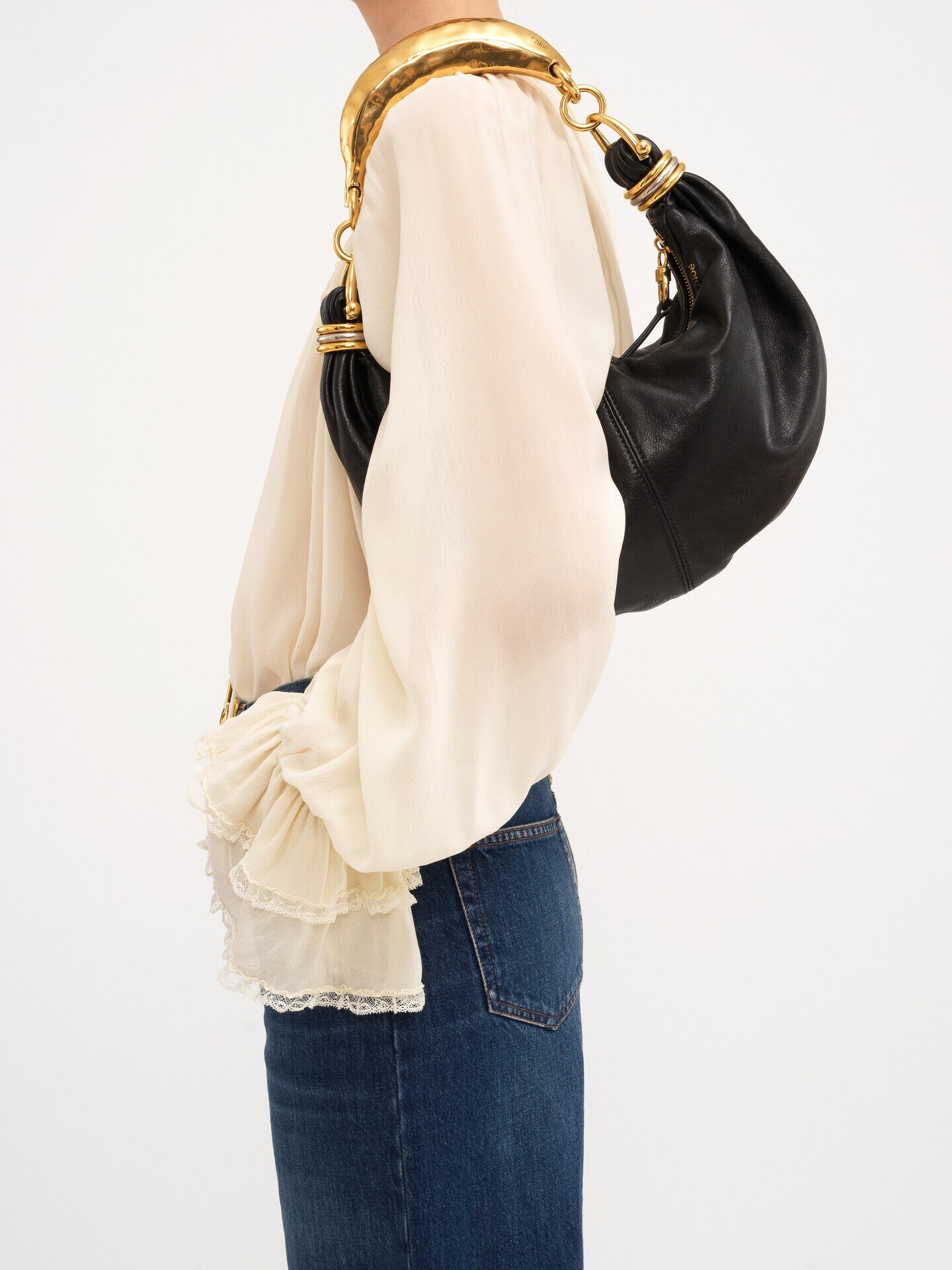 Small Bracelet Hobo Bag in grained leather - 3
