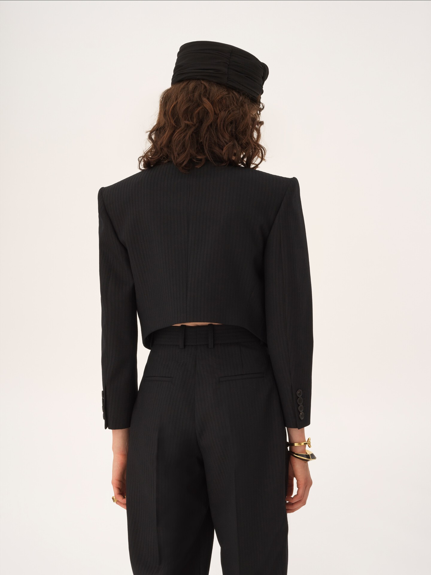 Chaqueta Spencer cropped con doble botonadura de lana de rayas - 7