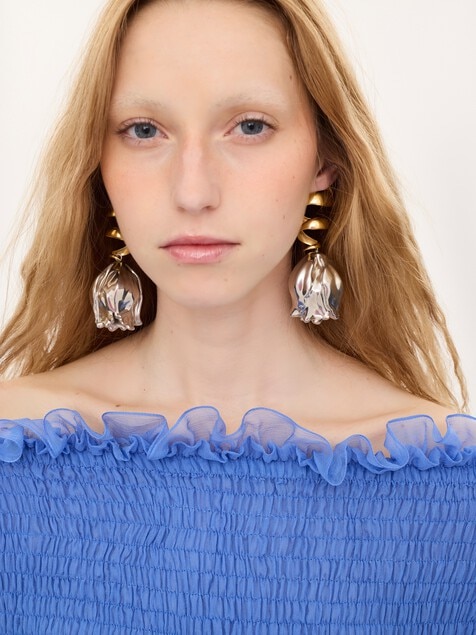 The Chlo&eacute; Bloomcraft earrings