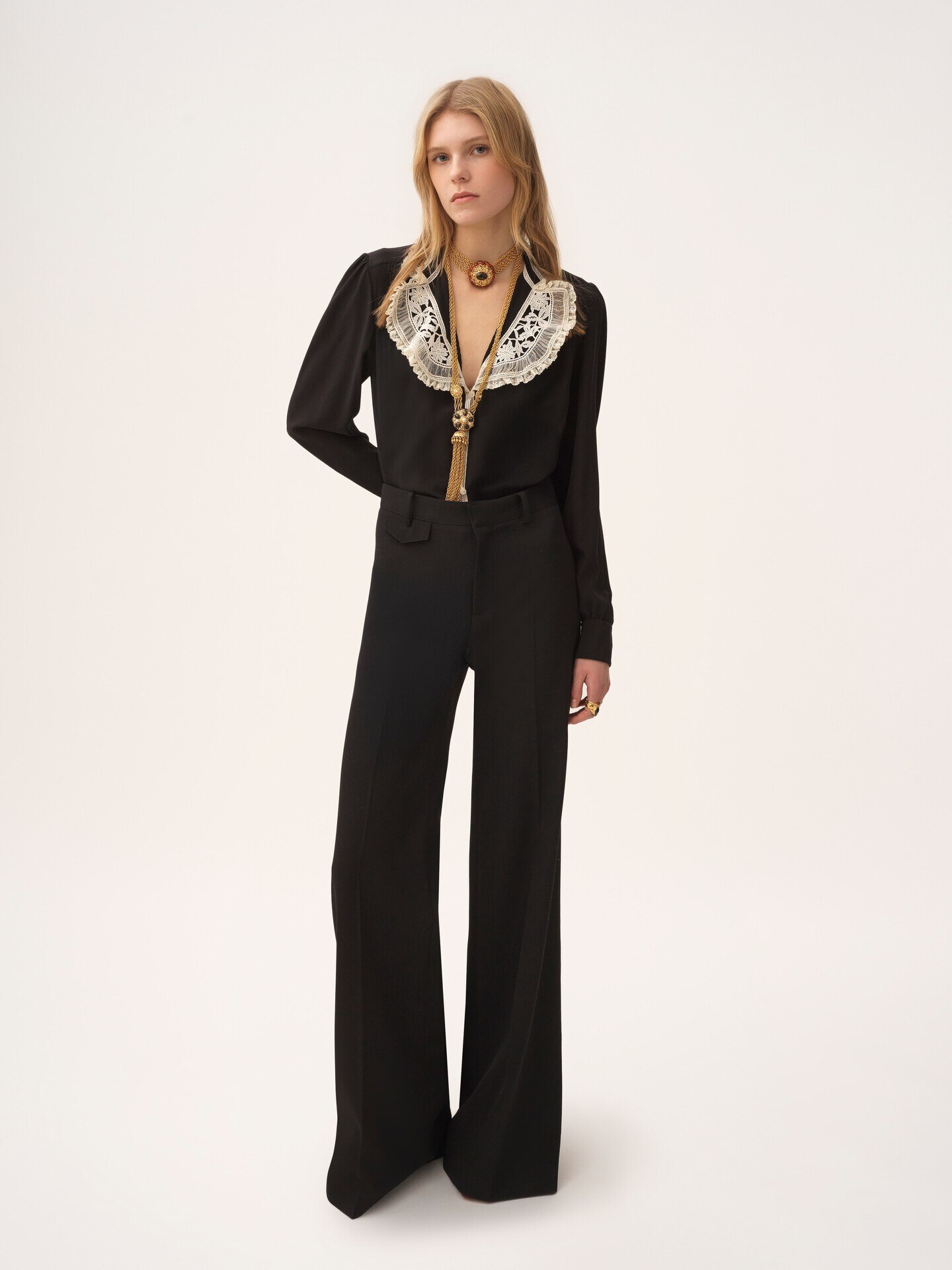 Ruffled blouse in cr&ecirc;pe de chine & lace - 3