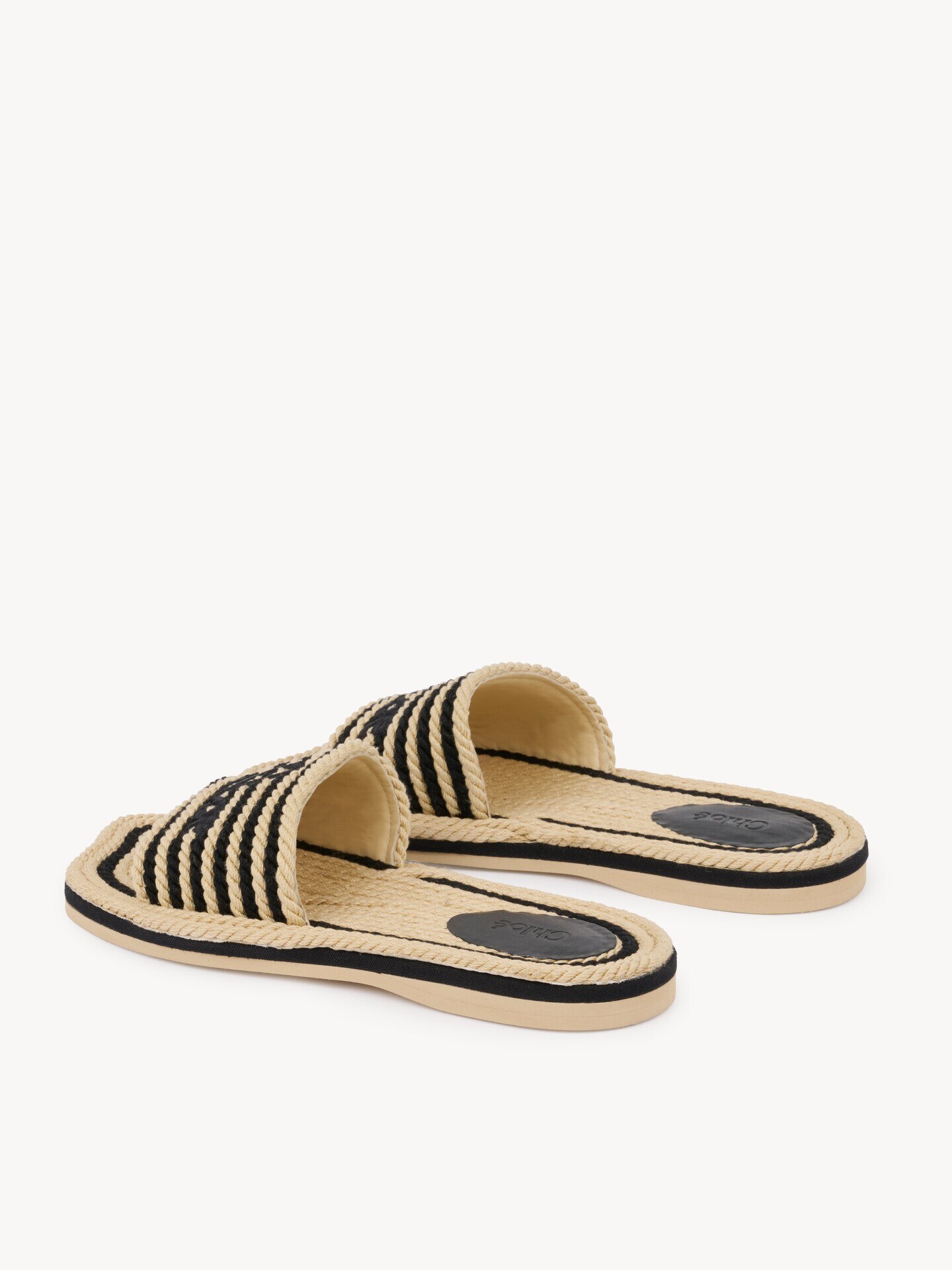 Chlo&eacute; Sand slide - 7