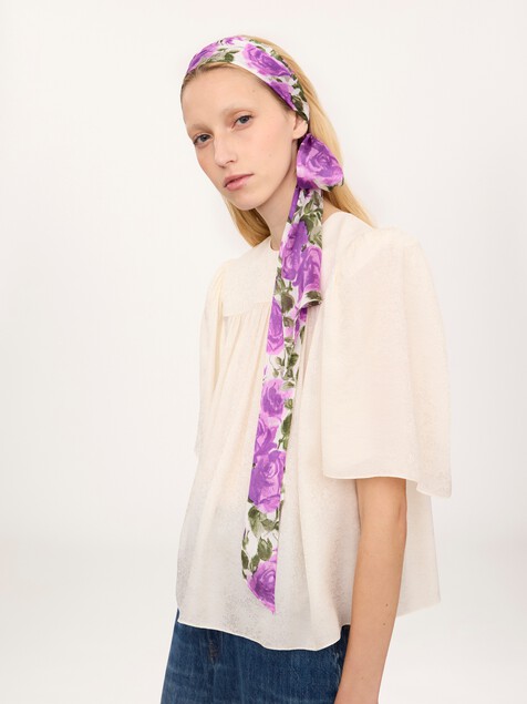 Pa&ntilde;uelo bandeau Chlo&eacute; Wild Flowers de georgette de seda