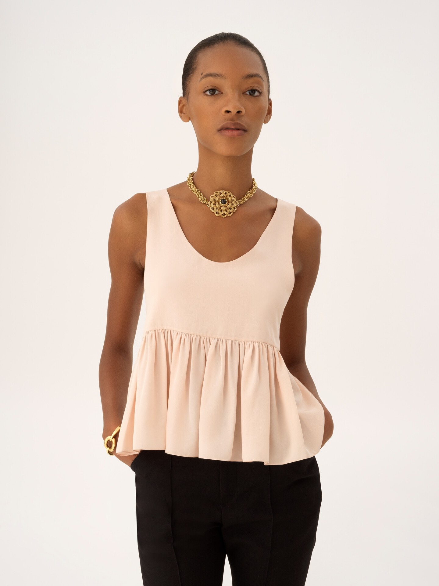 Gathered sleeveless top in crêpe de chine - 4
