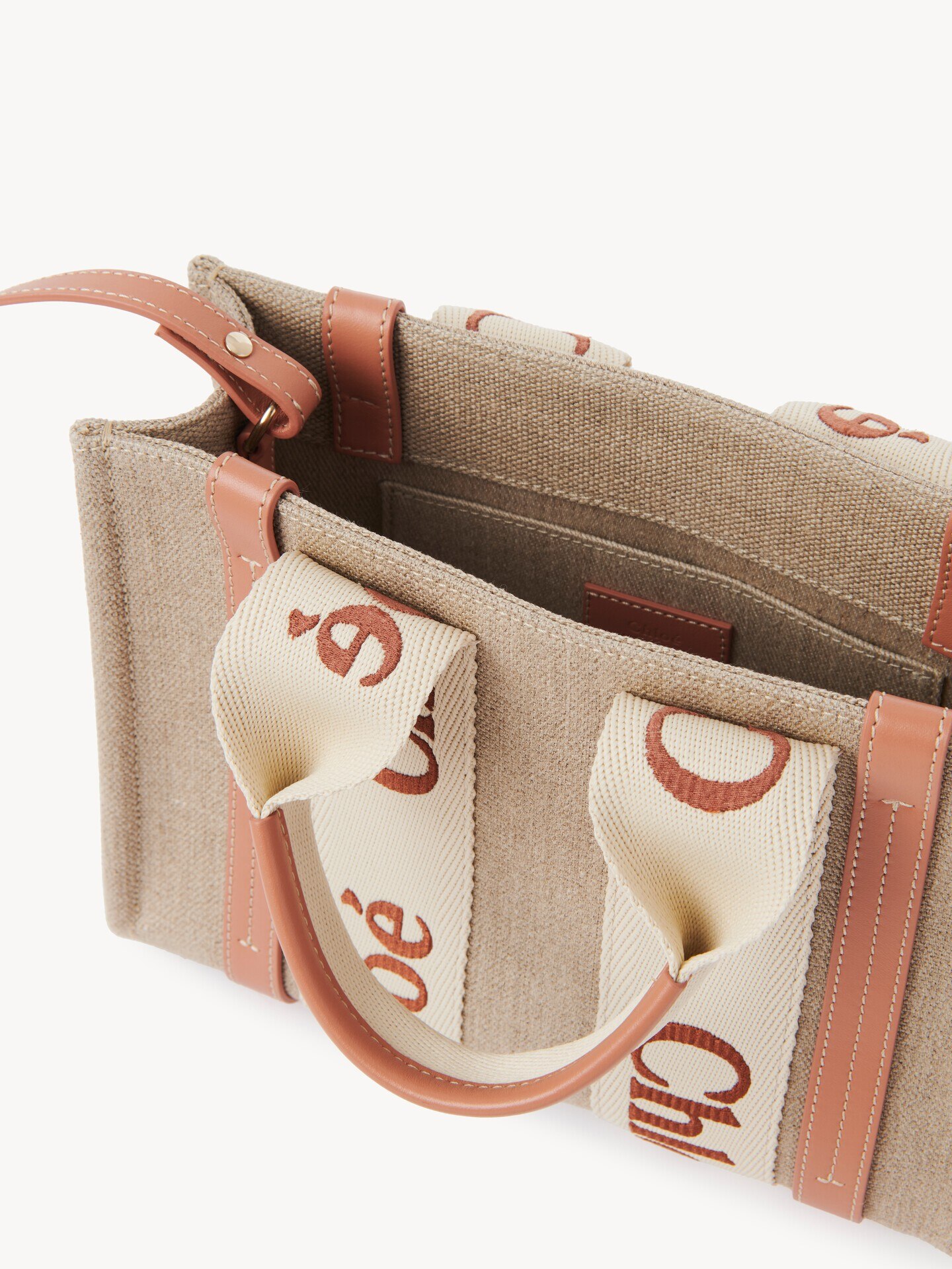 Small Woody tote bag in linen - 8