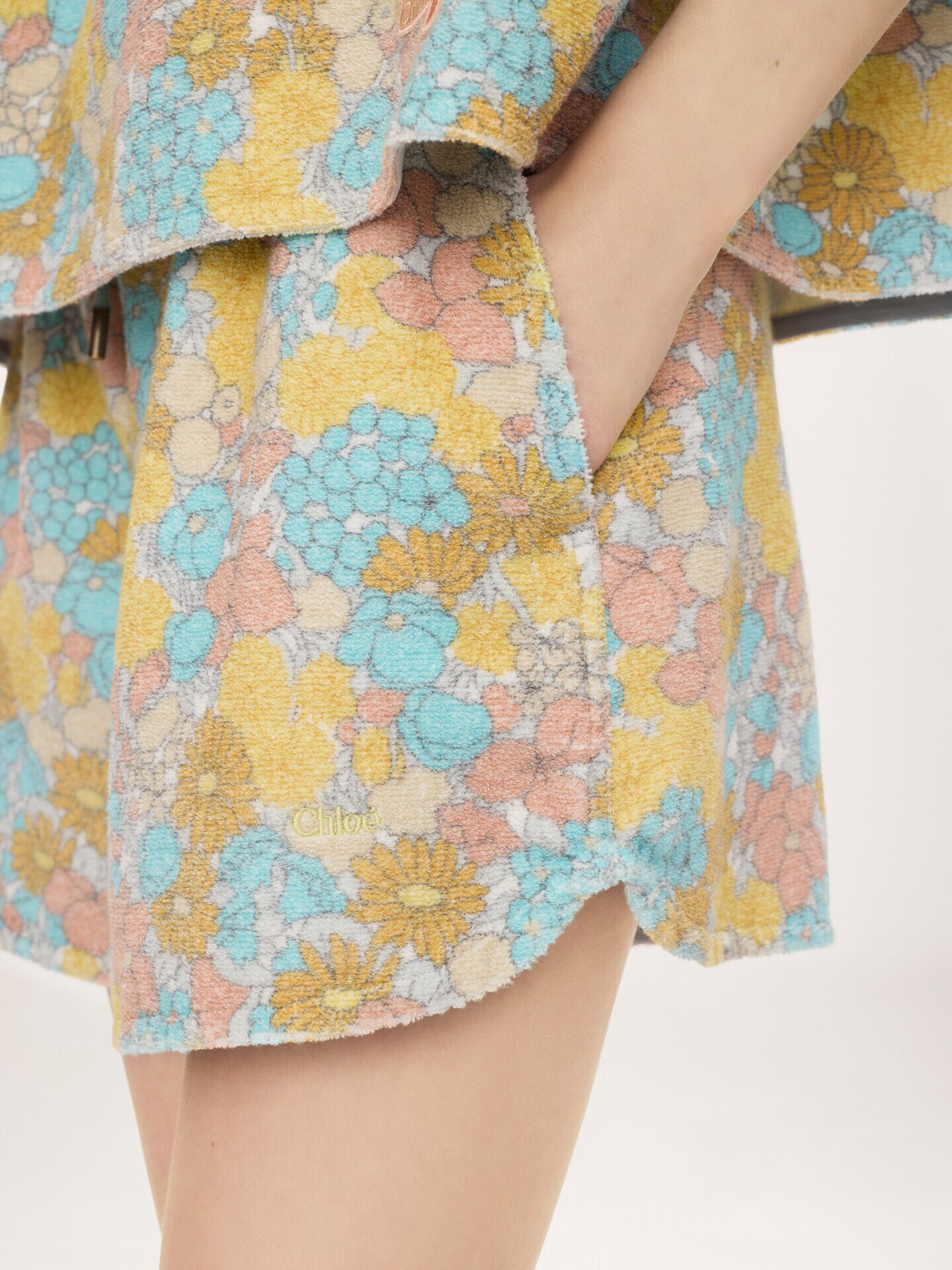 Drawstring mini shorts in cotton towelling - 6