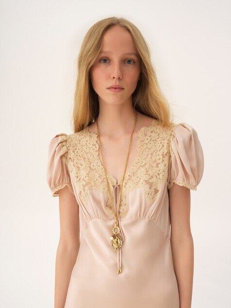 The Château Treasures pendant necklace