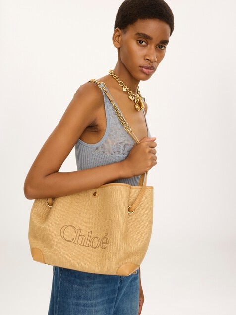 Chlo&eacute; Clover double carry bag in raffia-effect fibers