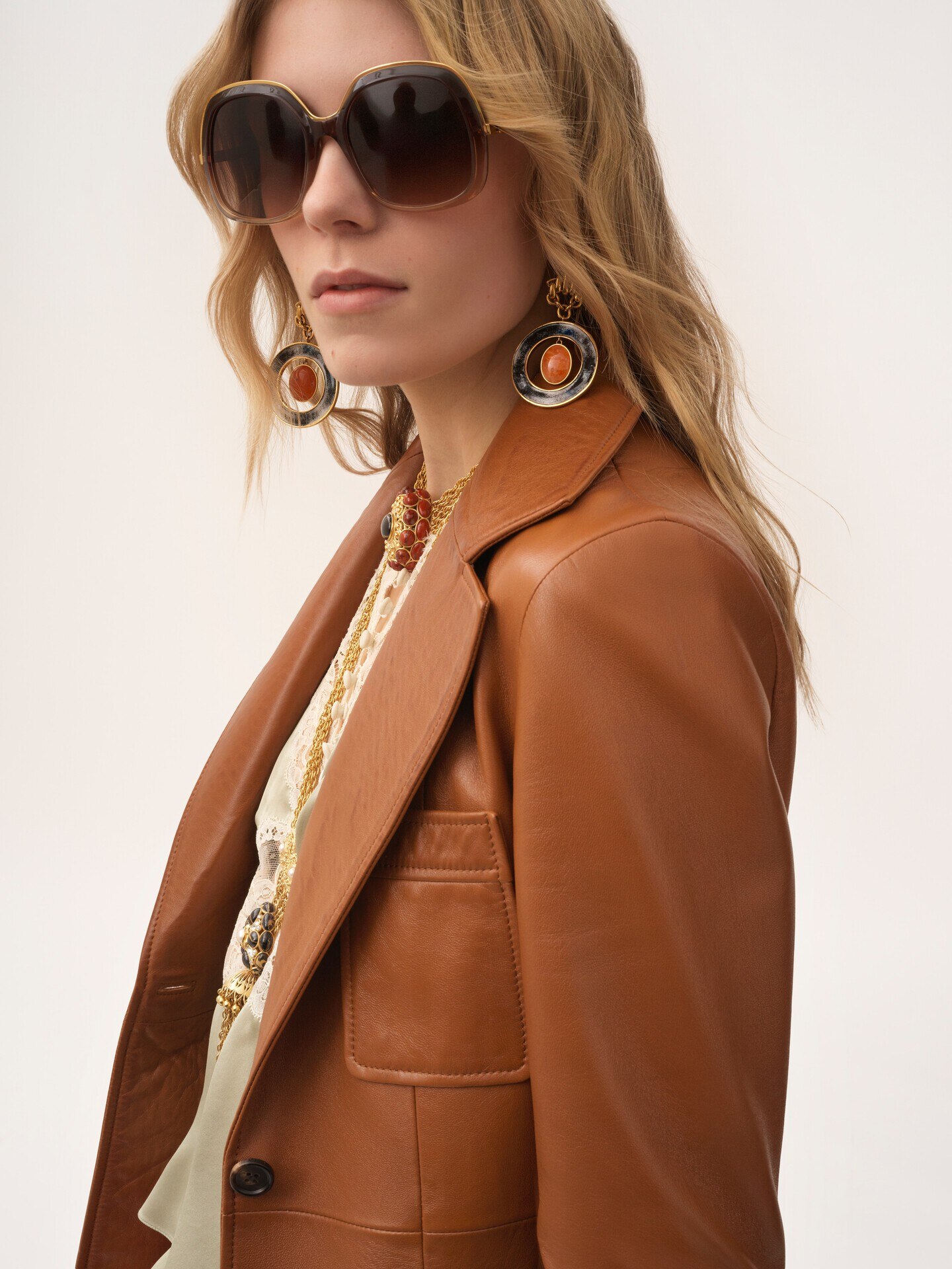 Tailored jacket in leather - 6