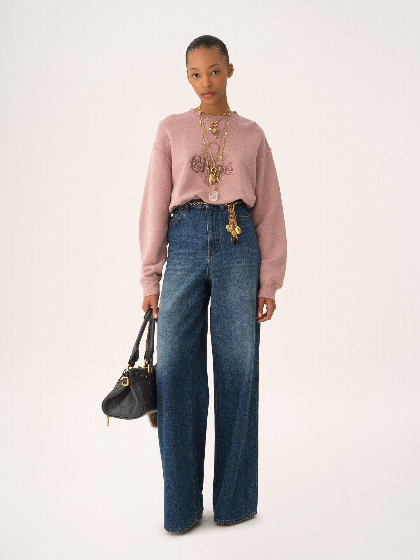 Oversized logo jumper in chin&eacute; fleece - 3