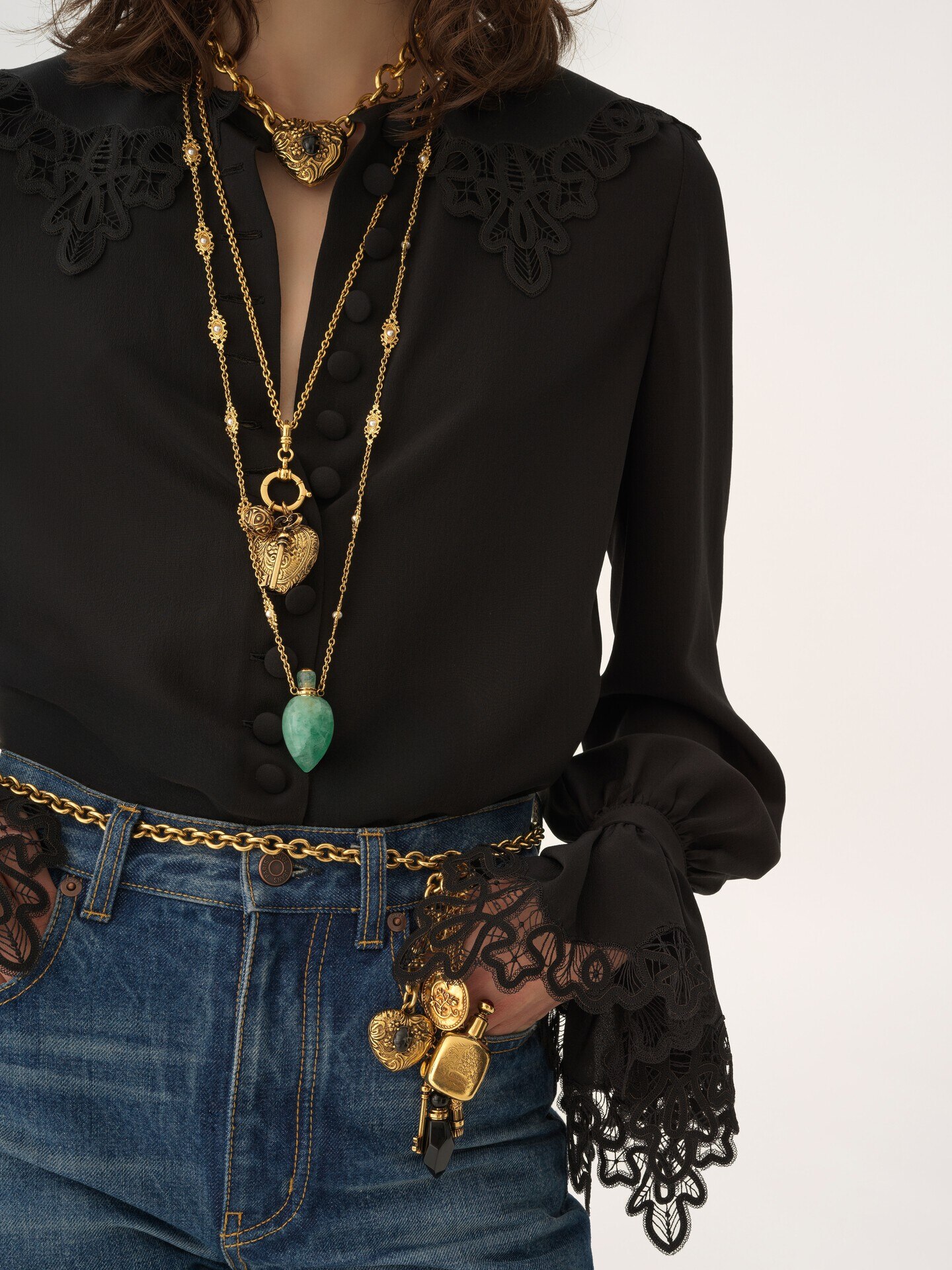 Fluid blouse in cr&ecirc;pe de chine & lace - 8